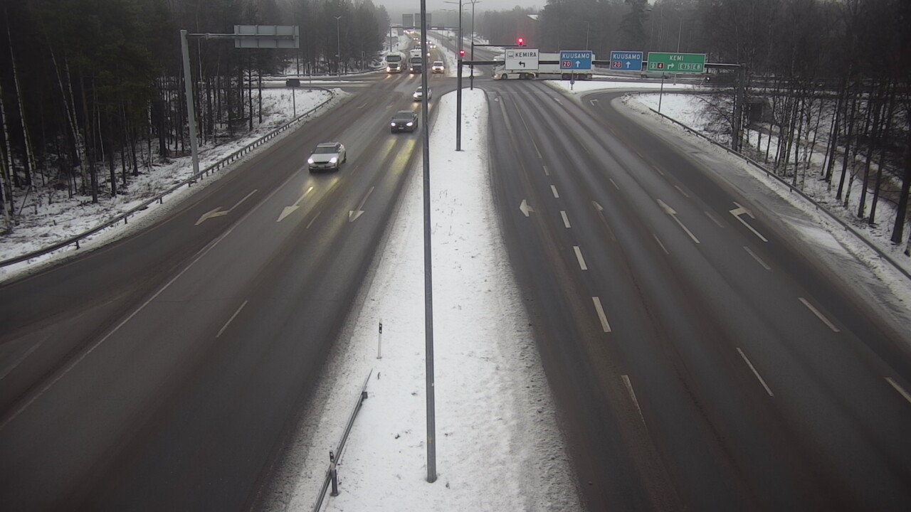 Weather Camera Image Väg 4 Uleåborg, Laanila, Oulu, Pohjois-Pohjanmaa