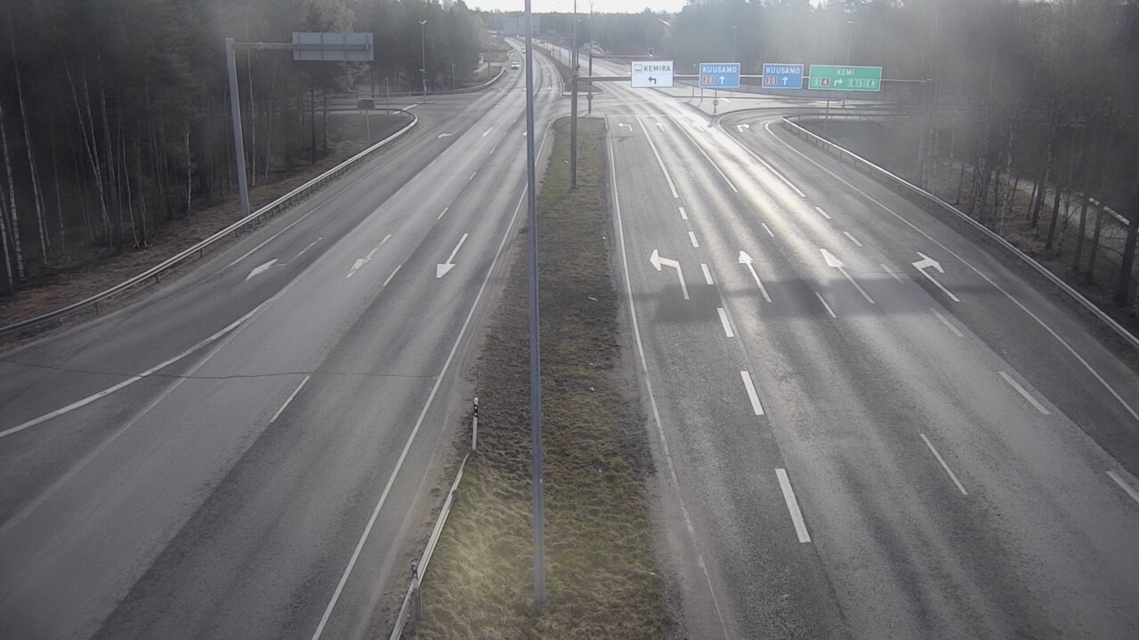 Weather Camera Image Väg 4 Uleåborg, Laanila, Oulu, Pohjois-Pohjanmaa