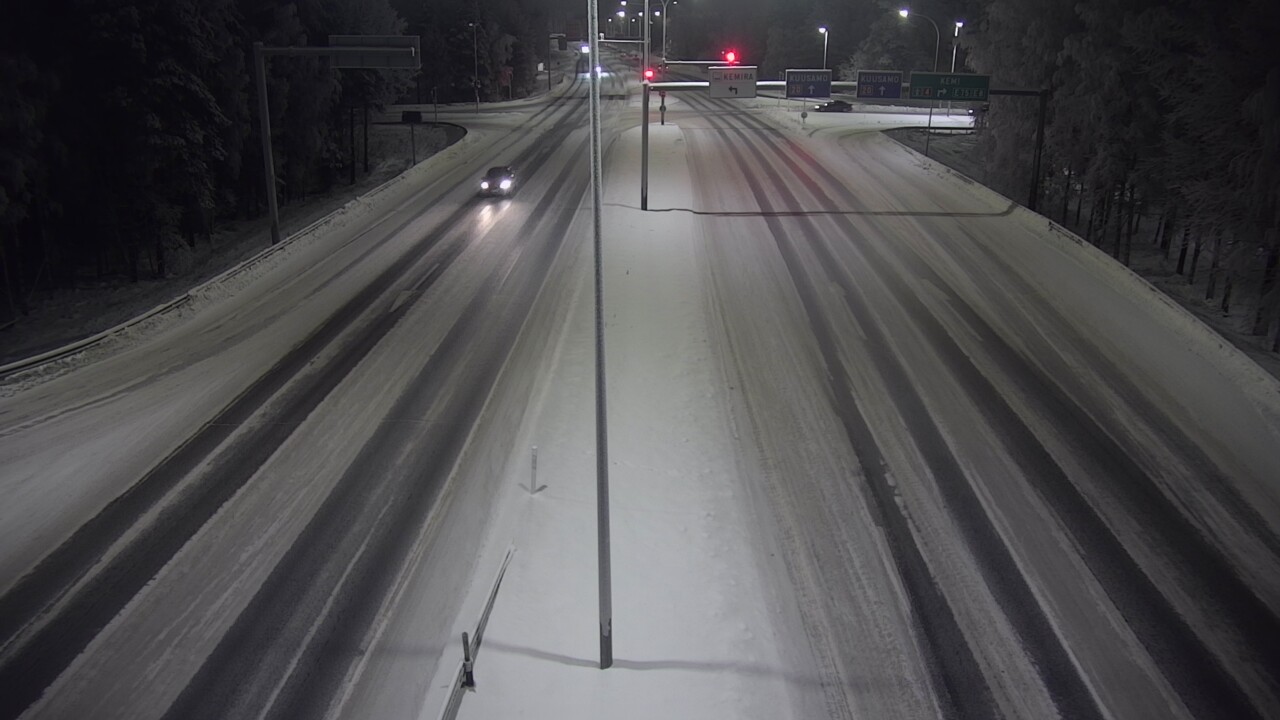 Weather Camera Image Väg 4 Uleåborg, Laanila, Oulu, Pohjois-Pohjanmaa