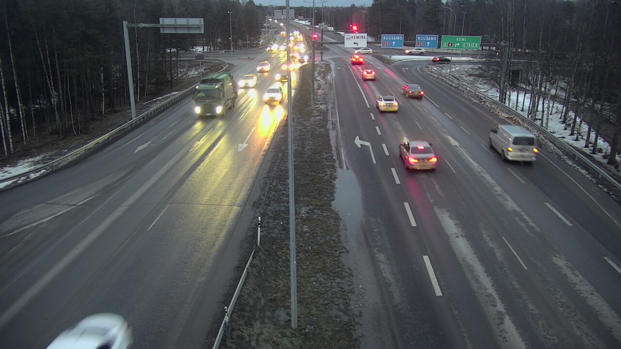 Weather Camera Image Väg 4 Uleåborg, Laanila, Oulu, Pohjois-Pohjanmaa