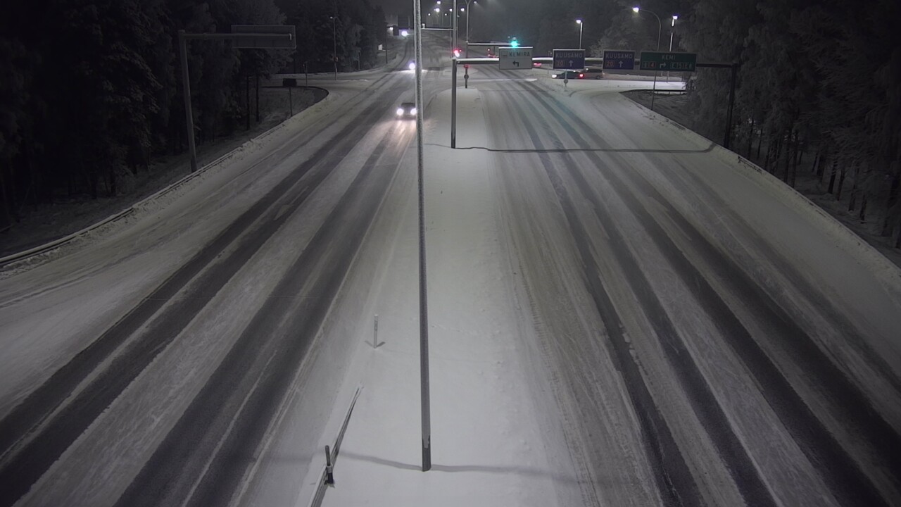 Weather Camera Image Väg 4 Uleåborg, Laanila, Oulu, Pohjois-Pohjanmaa