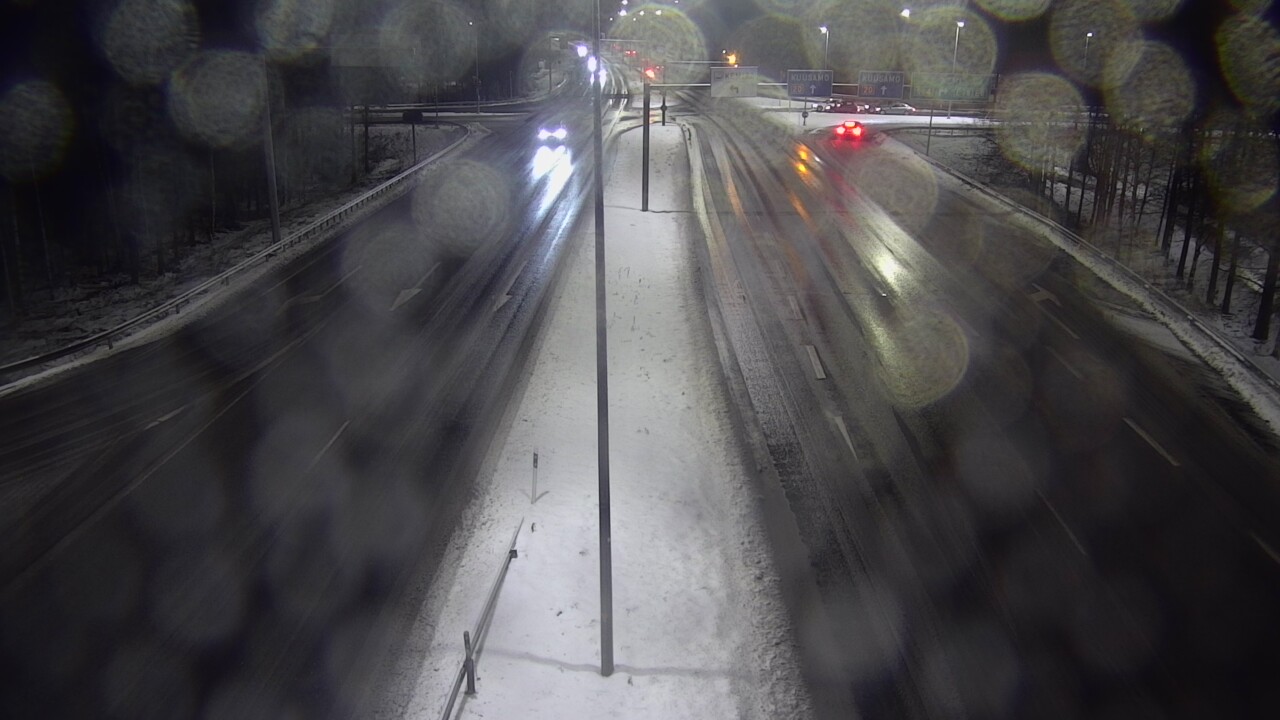 Weather Camera Image Väg 4 Uleåborg, Laanila, Oulu, Pohjois-Pohjanmaa