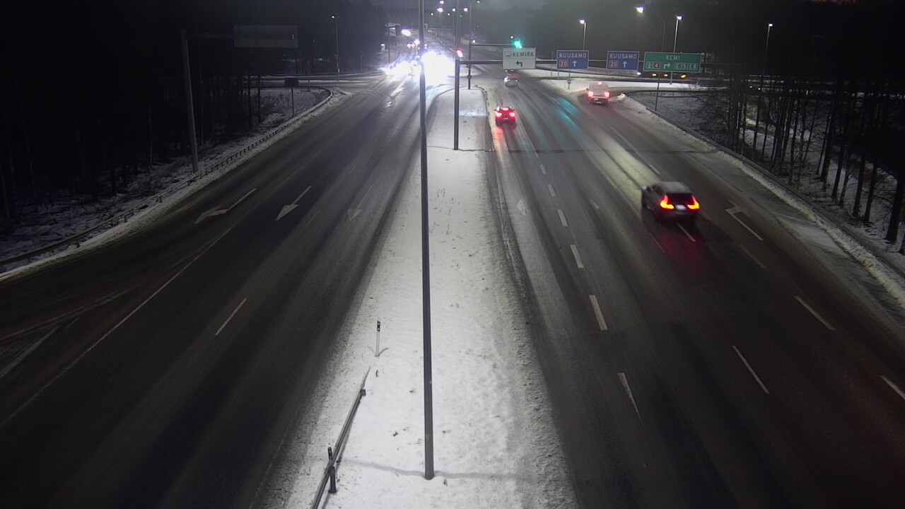 Weather Camera Image Väg 4 Uleåborg, Laanila, Oulu, Pohjois-Pohjanmaa