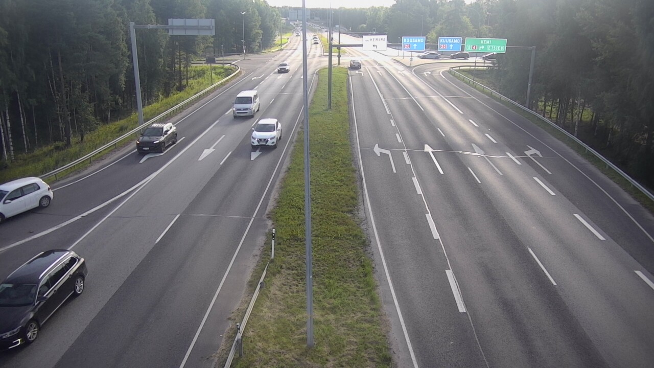 Weather Camera Image Road 4 Oulu, Laanila, Oulu, Pohjois-Pohjanmaa