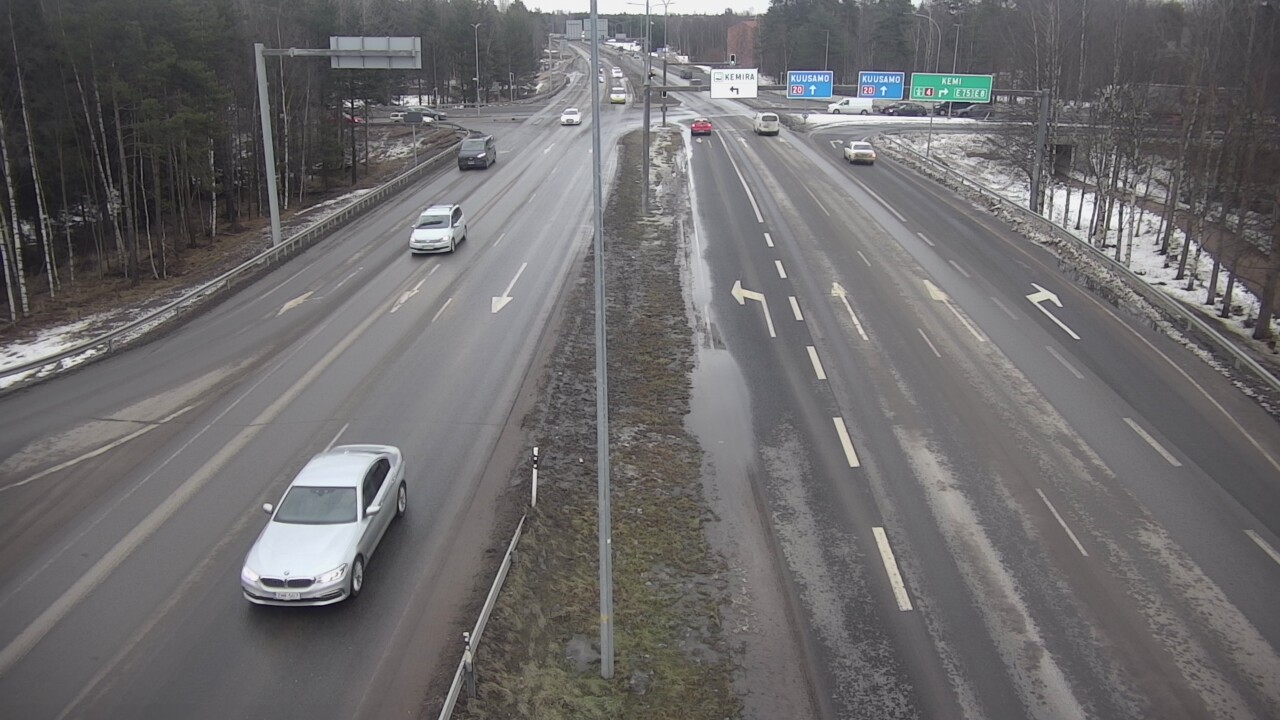 Weather Camera Image Väg 4 Uleåborg, Laanila, Oulu, Pohjois-Pohjanmaa