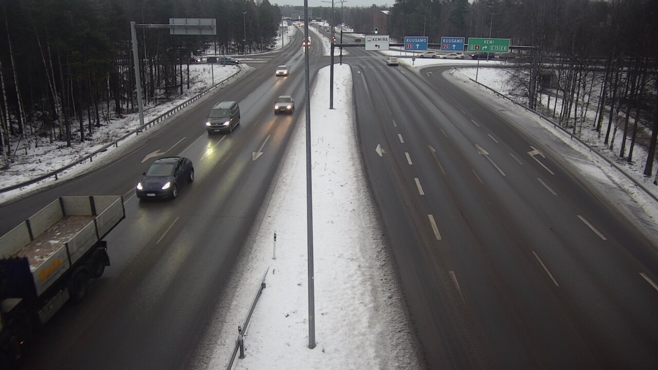 Weather Camera Image Väg 4 Uleåborg, Laanila, Oulu, Pohjois-Pohjanmaa