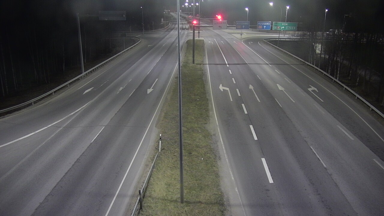 Weather Camera Image Väg 4 Uleåborg, Laanila, Oulu, Pohjois-Pohjanmaa
