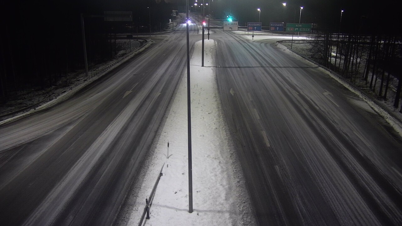 Weather Camera Image Väg 4 Uleåborg, Laanila, Oulu, Pohjois-Pohjanmaa