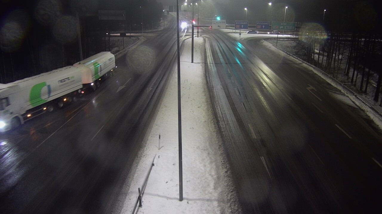 Weather Camera Image Väg 4 Uleåborg, Laanila, Oulu, Pohjois-Pohjanmaa