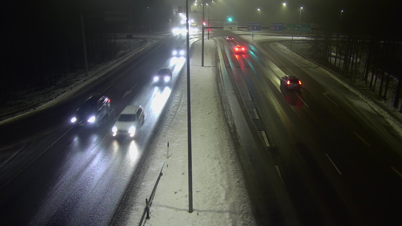 Weather Camera Image Väg 4 Uleåborg, Laanila, Oulu, Pohjois-Pohjanmaa