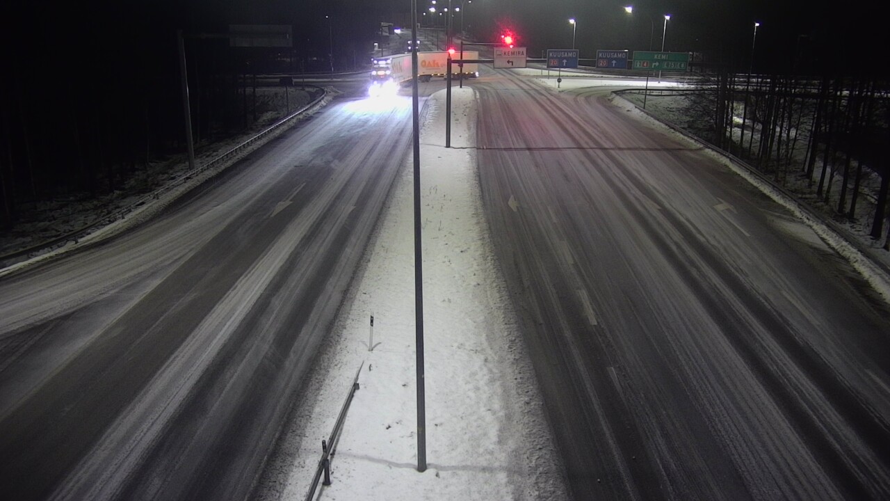 Weather Camera Image Väg 4 Uleåborg, Laanila, Oulu, Pohjois-Pohjanmaa