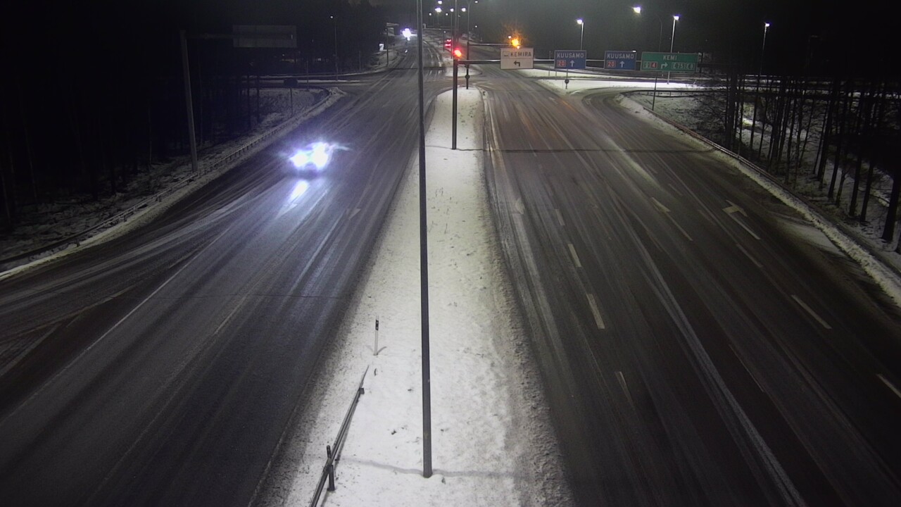 Weather Camera Image Väg 4 Uleåborg, Laanila, Oulu, Pohjois-Pohjanmaa