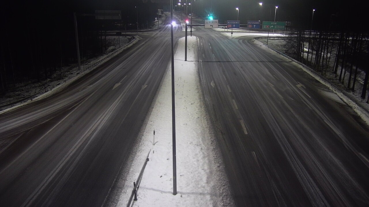 Weather Camera Image Väg 4 Uleåborg, Laanila, Oulu, Pohjois-Pohjanmaa