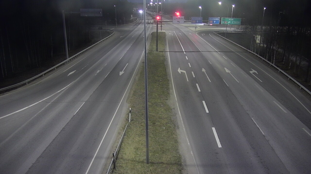Weather Camera Image Väg 4 Uleåborg, Laanila, Oulu, Pohjois-Pohjanmaa