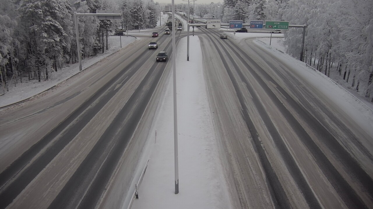 Weather Camera Image Väg 4 Uleåborg, Laanila, Oulu, Pohjois-Pohjanmaa