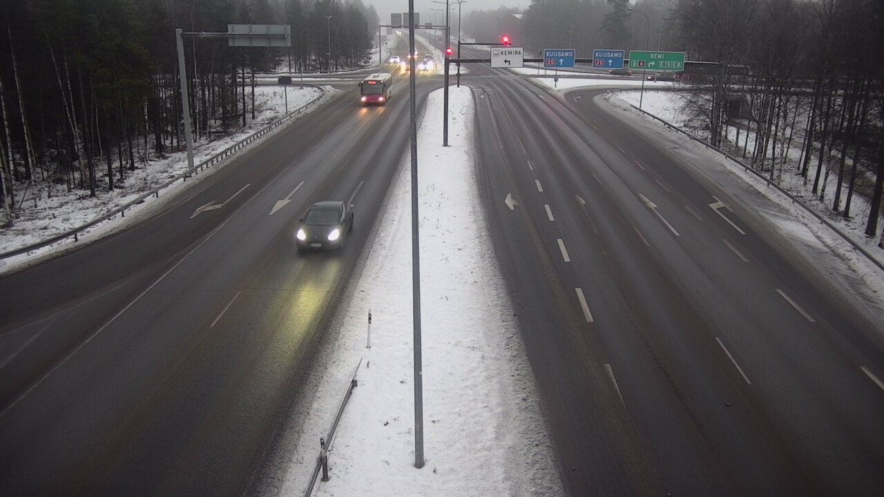 Weather Camera Image Väg 4 Uleåborg, Laanila, Oulu, Pohjois-Pohjanmaa