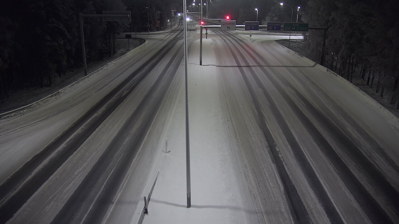 Weather Camera Image Väg 4 Uleåborg, Laanila, Oulu, Pohjois-Pohjanmaa