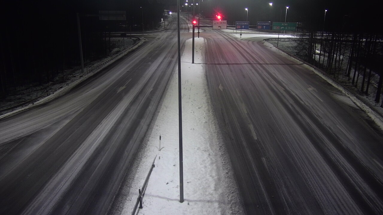 Weather Camera Image Väg 4 Uleåborg, Laanila, Oulu, Pohjois-Pohjanmaa