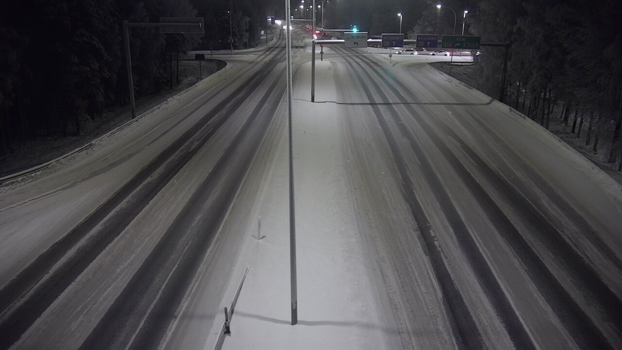 Weather Camera Image Väg 4 Uleåborg, Laanila, Oulu, Pohjois-Pohjanmaa