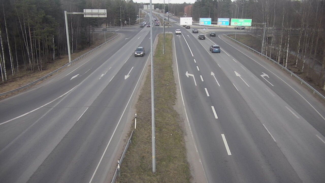 Weather Camera Image Väg 4 Uleåborg, Laanila, Oulu, Pohjois-Pohjanmaa