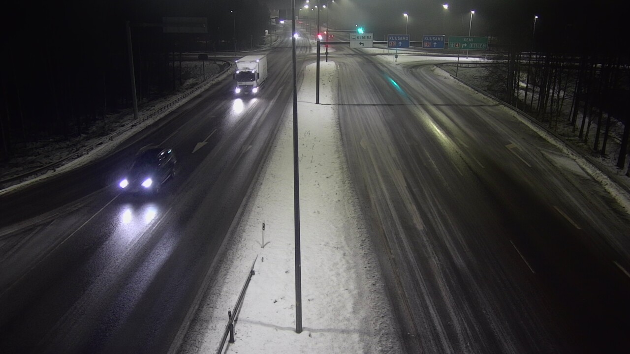 Weather Camera Image Väg 4 Uleåborg, Laanila, Oulu, Pohjois-Pohjanmaa