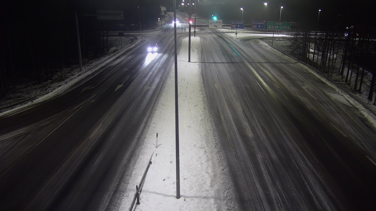 Weather Camera Image Väg 4 Uleåborg, Laanila, Oulu, Pohjois-Pohjanmaa