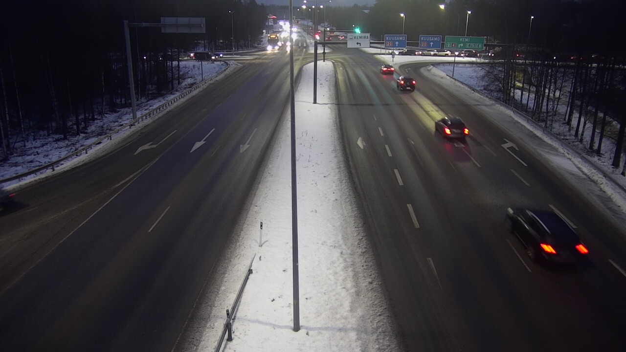 Weather Camera Image Road 4 Oulu, Laanila, Oulu, Pohjois-Pohjanmaa