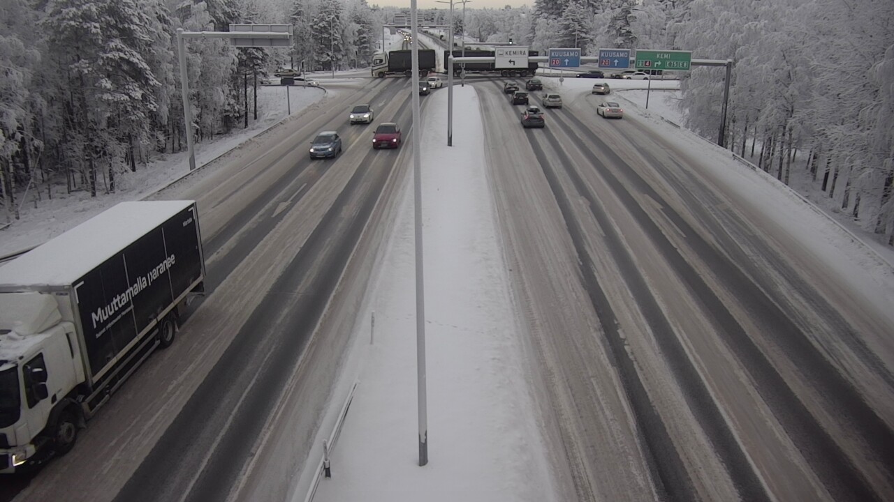 Weather Camera Image Väg 4 Uleåborg, Laanila, Oulu, Pohjois-Pohjanmaa