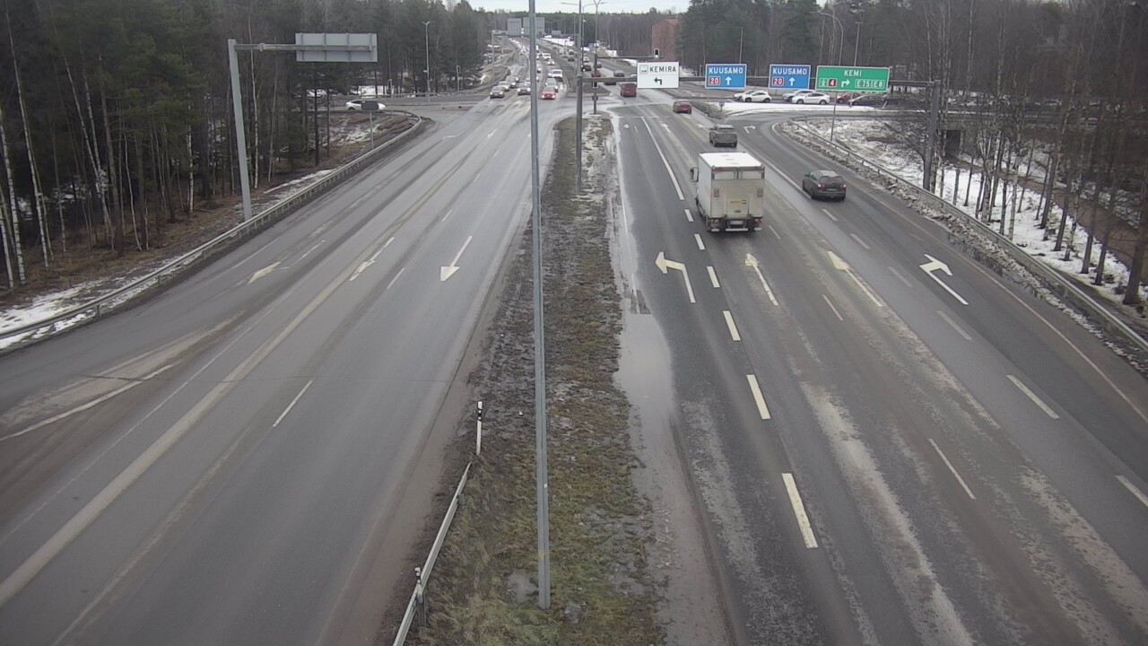 Weather Camera Image Väg 4 Uleåborg, Laanila, Oulu, Pohjois-Pohjanmaa