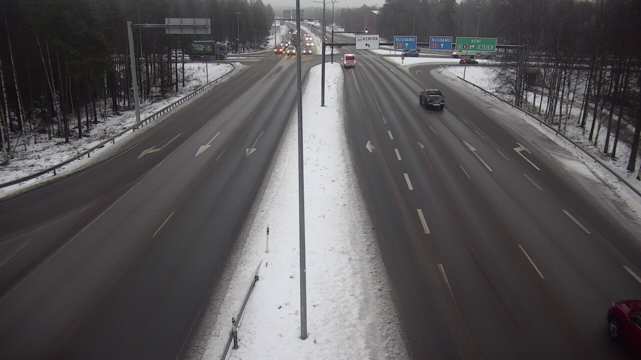 Weather Camera Image Väg 4 Uleåborg, Laanila, Oulu, Pohjois-Pohjanmaa