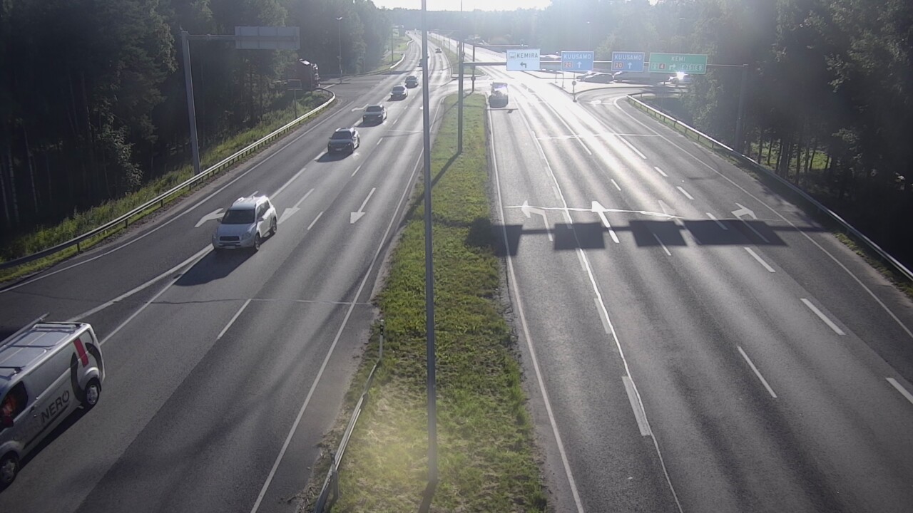 Weather Camera Image Väg 4 Uleåborg, Laanila, Oulu, Pohjois-Pohjanmaa
