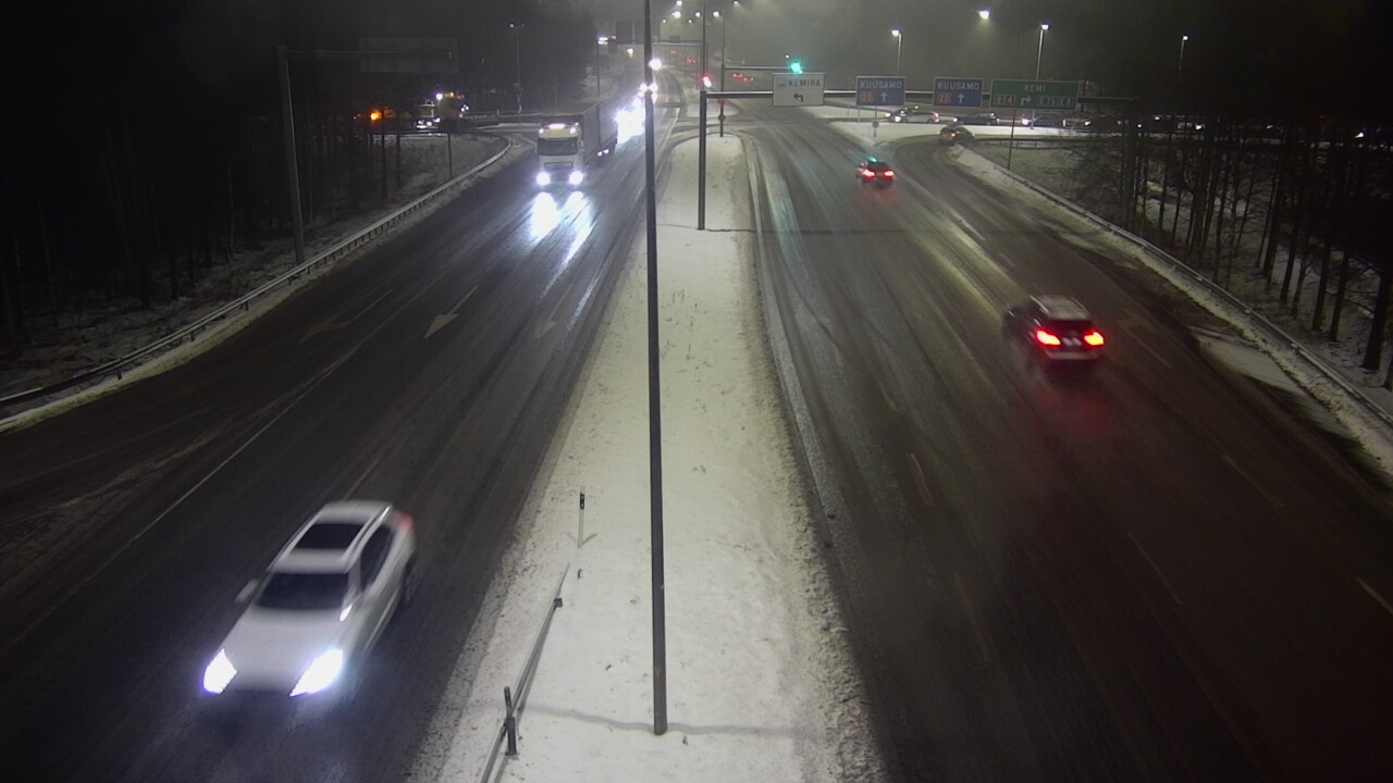 Weather Camera Image Väg 4 Uleåborg, Laanila, Oulu, Pohjois-Pohjanmaa