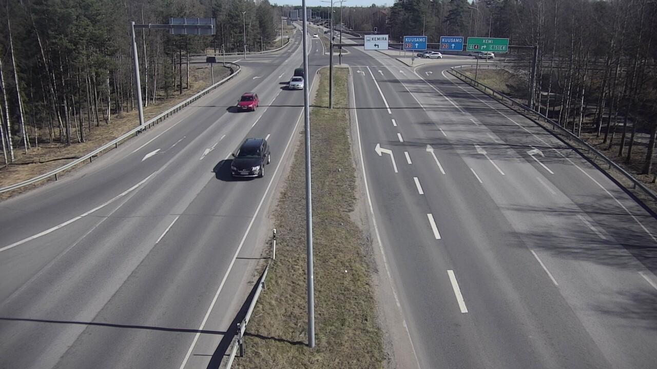 Weather Camera Image Väg 4 Uleåborg, Laanila, Oulu, Pohjois-Pohjanmaa