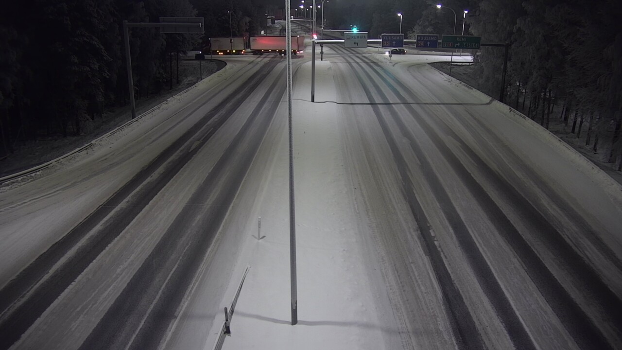 Weather Camera Image Väg 4 Uleåborg, Laanila, Oulu, Pohjois-Pohjanmaa