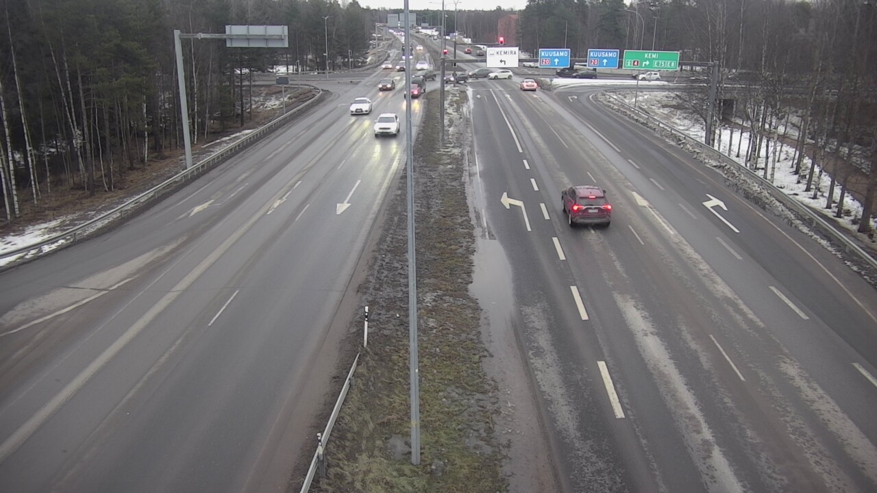 Weather Camera Image Väg 4 Uleåborg, Laanila, Oulu, Pohjois-Pohjanmaa