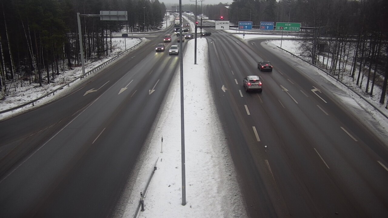 Weather Camera Image Väg 4 Uleåborg, Laanila, Oulu, Pohjois-Pohjanmaa