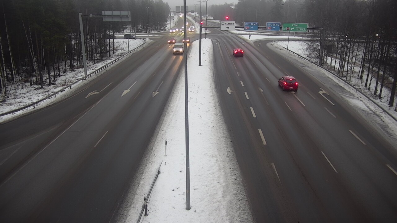 Weather Camera Image Väg 4 Uleåborg, Laanila, Oulu, Pohjois-Pohjanmaa