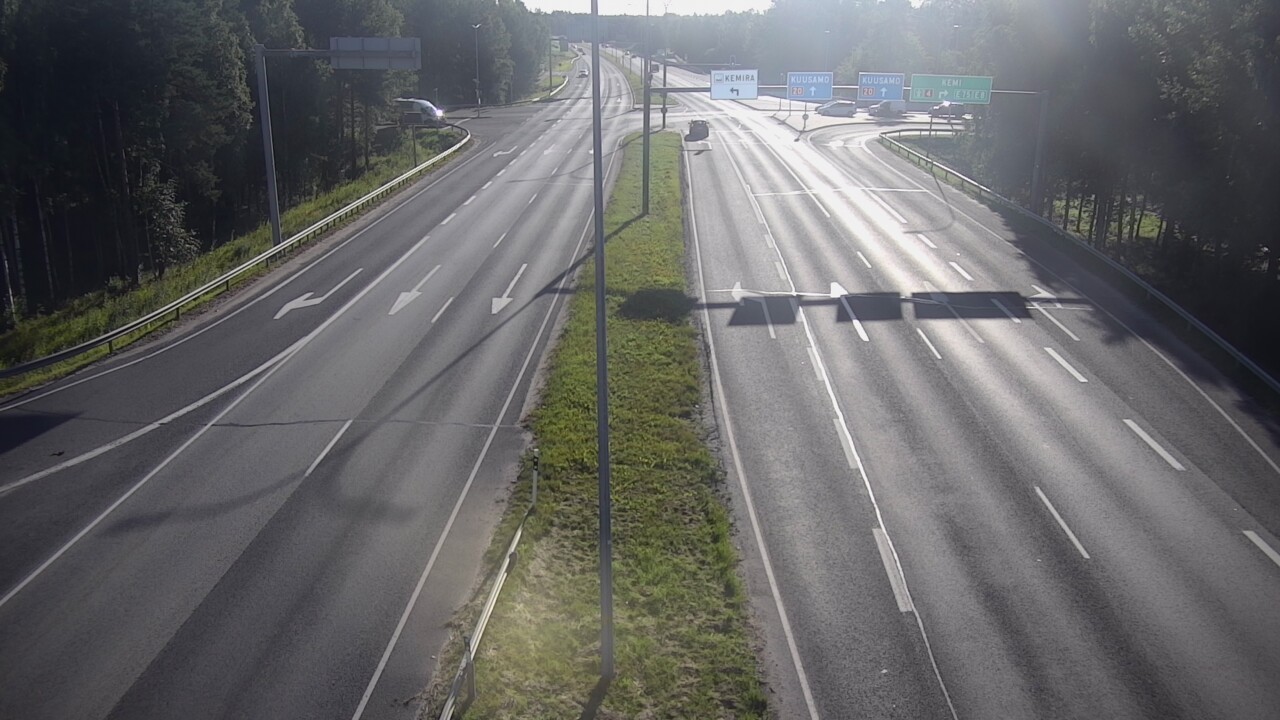 Weather Camera Image Väg 4 Uleåborg, Laanila, Oulu, Pohjois-Pohjanmaa