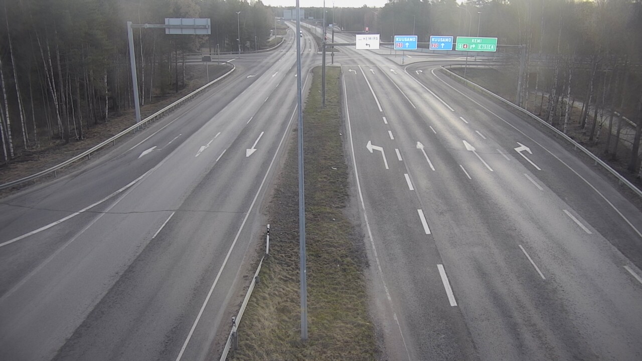 Weather Camera Image Väg 4 Uleåborg, Laanila, Oulu, Pohjois-Pohjanmaa