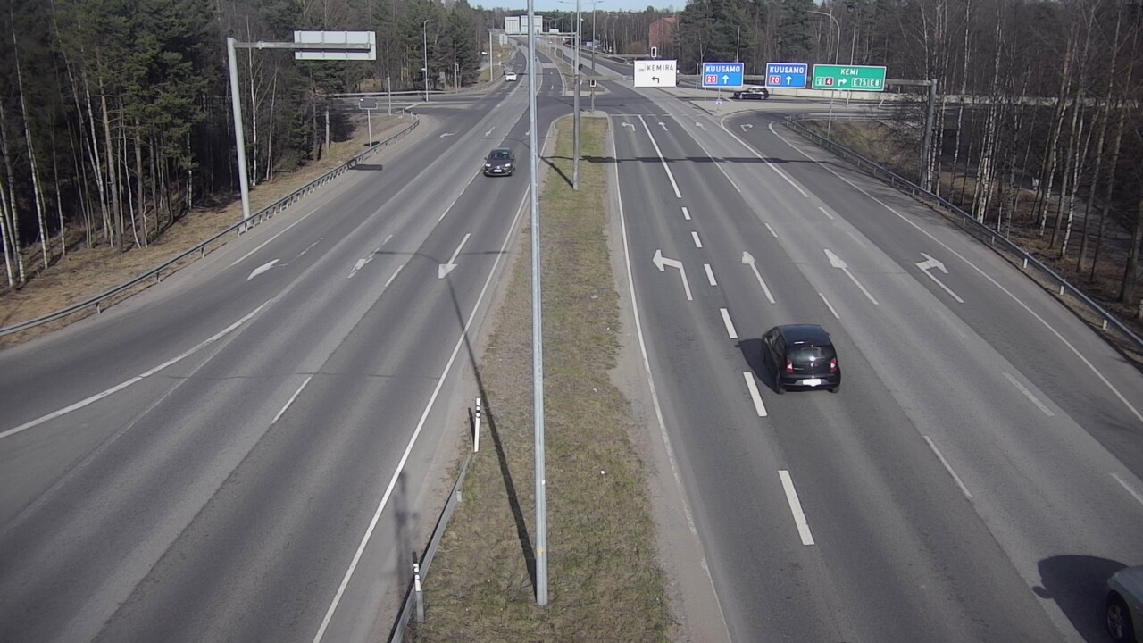Weather Camera Image Väg 4 Uleåborg, Laanila, Oulu, Pohjois-Pohjanmaa