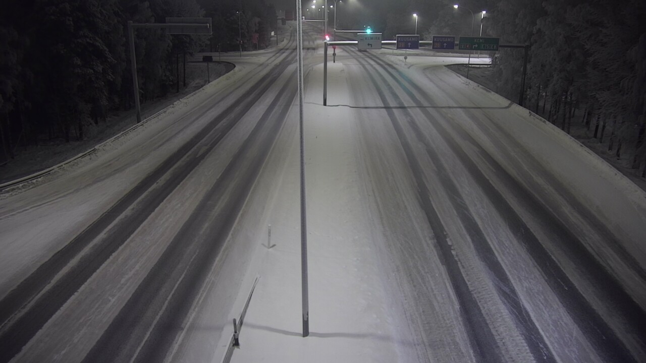 Weather Camera Image Väg 4 Uleåborg, Laanila, Oulu, Pohjois-Pohjanmaa