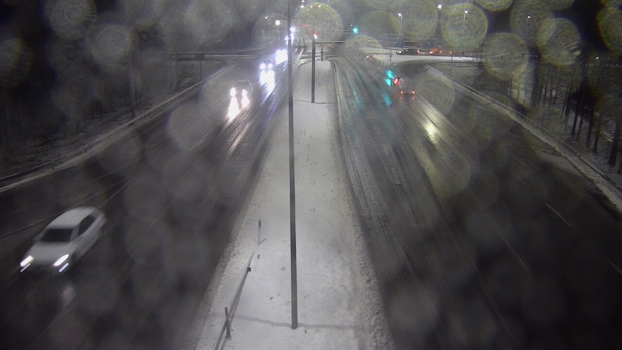 Weather Camera Image Väg 4 Uleåborg, Laanila, Oulu, Pohjois-Pohjanmaa