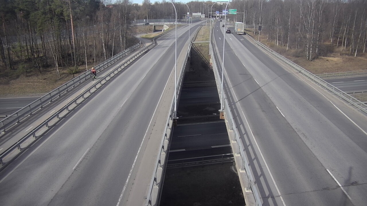 Weather Camera Image Väg 4 Uleåborg, Laanila, Oulu, Pohjois-Pohjanmaa