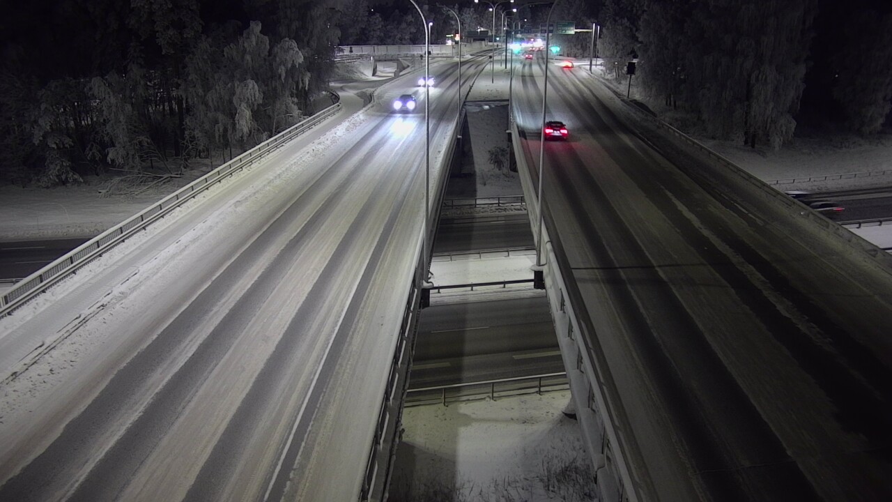 Weather Camera Image Väg 4 Uleåborg, Laanila, Oulu, Pohjois-Pohjanmaa