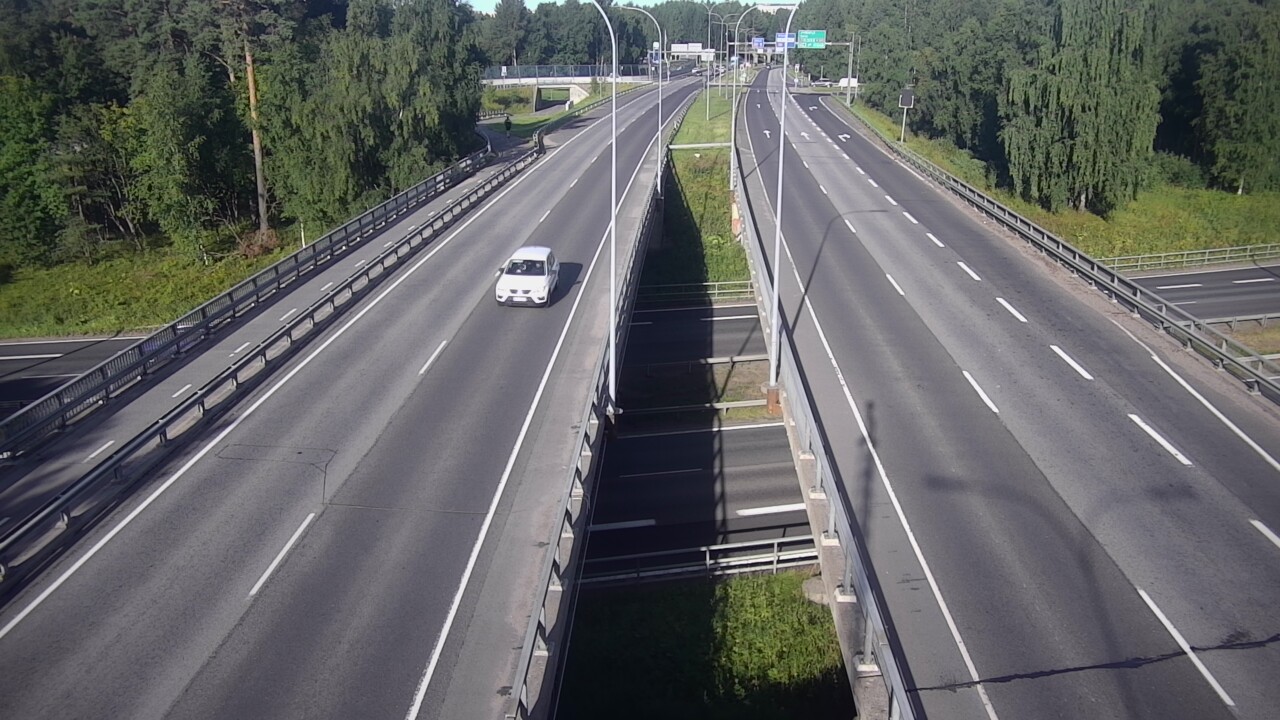 Weather Camera Image Väg 4 Uleåborg, Laanila, Oulu, Pohjois-Pohjanmaa