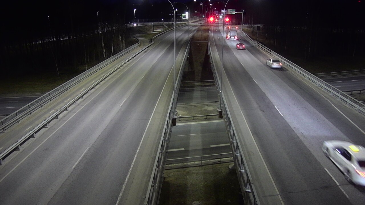 Weather Camera Image Väg 4 Uleåborg, Laanila, Oulu, Pohjois-Pohjanmaa