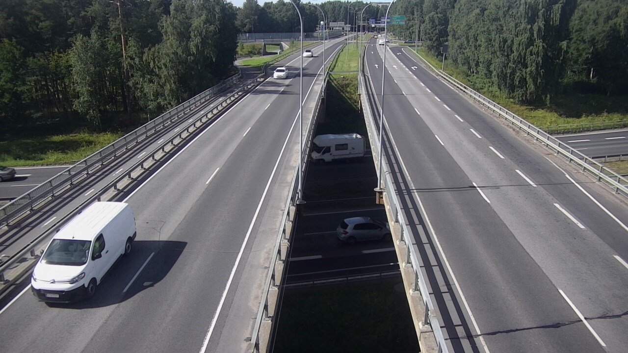 Weather Camera Image Väg 4 Uleåborg, Laanila, Oulu, Pohjois-Pohjanmaa