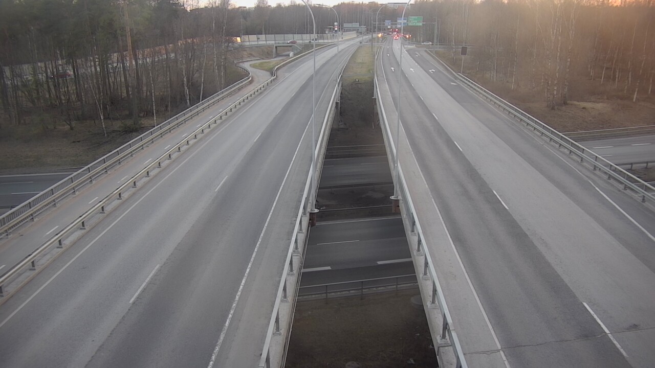 Weather Camera Image Väg 4 Uleåborg, Laanila, Oulu, Pohjois-Pohjanmaa