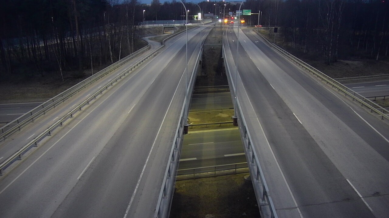 Weather Camera Image Väg 4 Uleåborg, Laanila, Oulu, Pohjois-Pohjanmaa