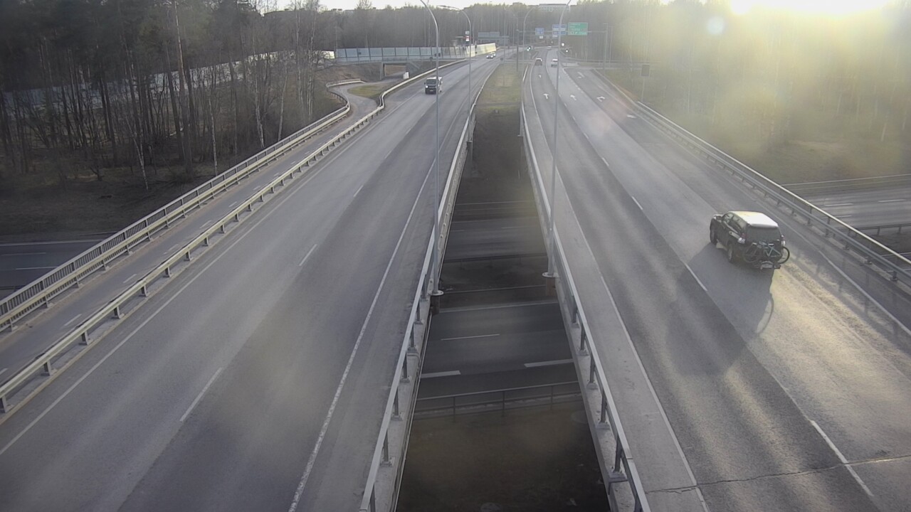 Weather Camera Image Väg 4 Uleåborg, Laanila, Oulu, Pohjois-Pohjanmaa